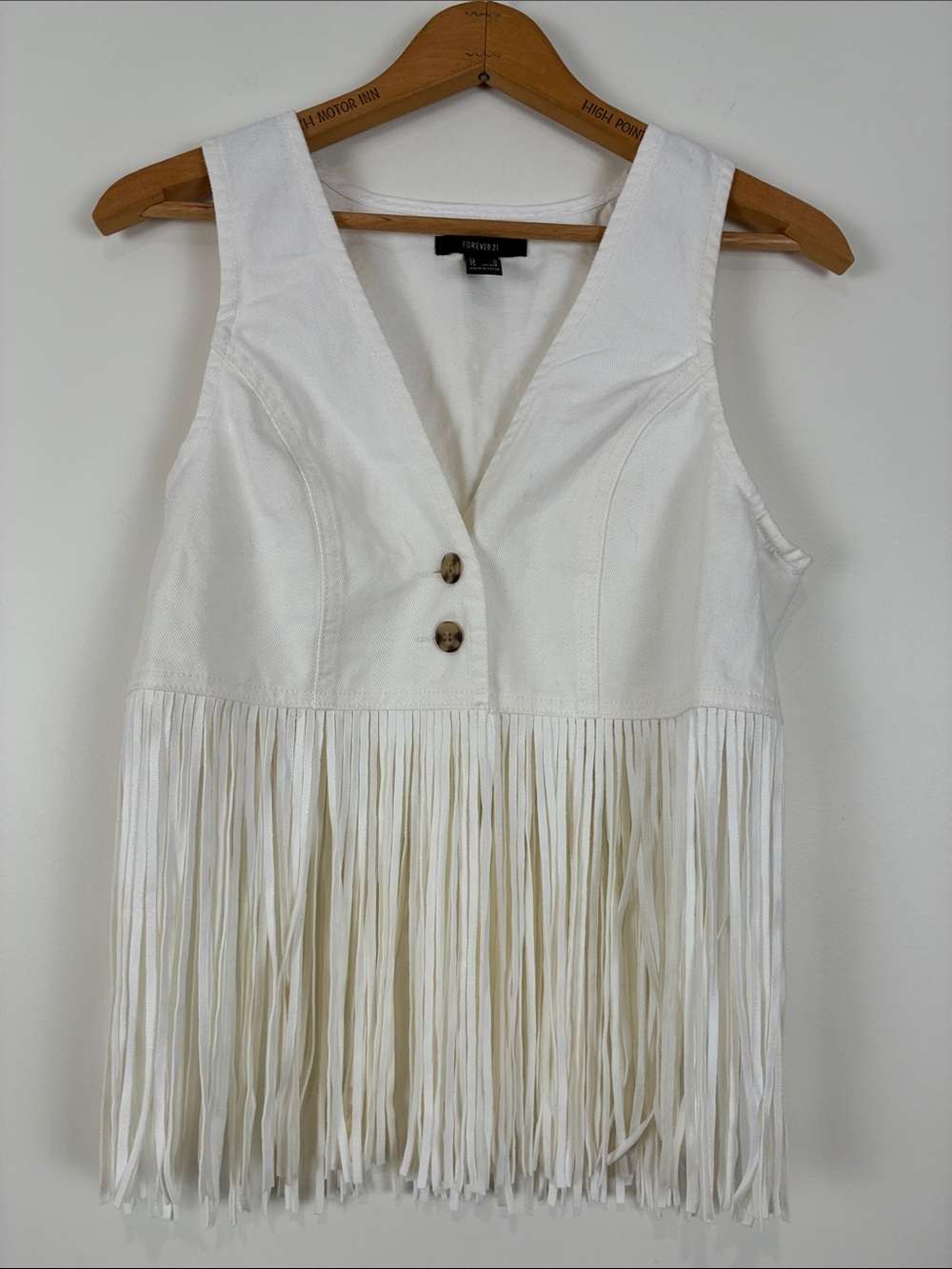 Forever 21 Medium White Sleeveless Fringe Top Button Front Western Concert Boho